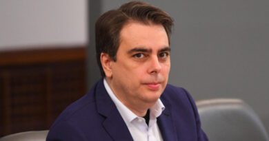 Асен Василев