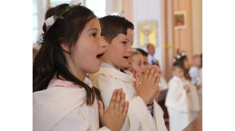 Католиците празнуват Великден