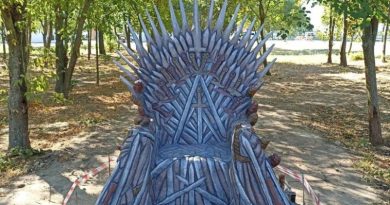 Тронът от филма "Game of Thrones" е в град Раковски